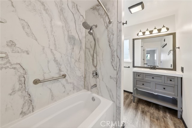 Detail Gallery Image 24 of 39 For 608 W Brentwood, Orange,  CA 92865 - 4 Beds | 2 Baths