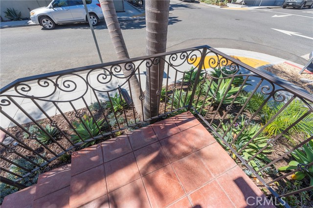 Detail Gallery Image 45 of 65 For 70 Roswell Ave, Long Beach,  CA 90803 - 4 Beds | 2 Baths