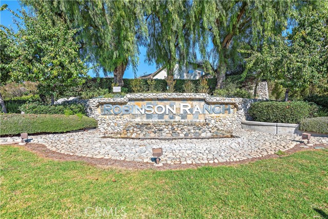 21376 Sleepy Glen Lane, Rancho Santa Margarita CA: https://media.crmls.org/medias/9e94d93e-4a29-49fd-bcb6-4300eedd4f75.jpg