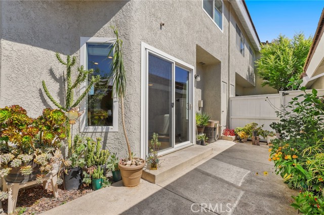 226 Greenmoor, Irvine CA: https://media.crmls.org/medias/9e94f67f-a7ee-49a9-82c6-d136eb2d72e8.jpg