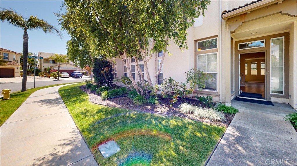 4312 Waterside Lane