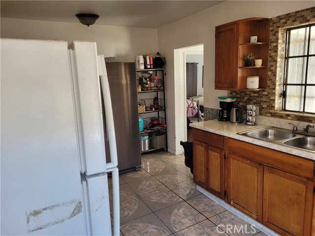 4528 Arlington Avenue, Los Angeles, California 90043, 3 Bedrooms Bedrooms, ,2 BathroomsBathrooms,Single Family Residence,For Sale,Arlington,GD24096263