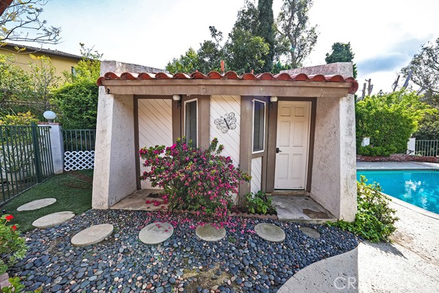 9752 Rangeview Drive, Santa Ana CA: https://media.crmls.org/medias/9e95f04b-8f02-46a9-901a-b5d191c24e76.jpg