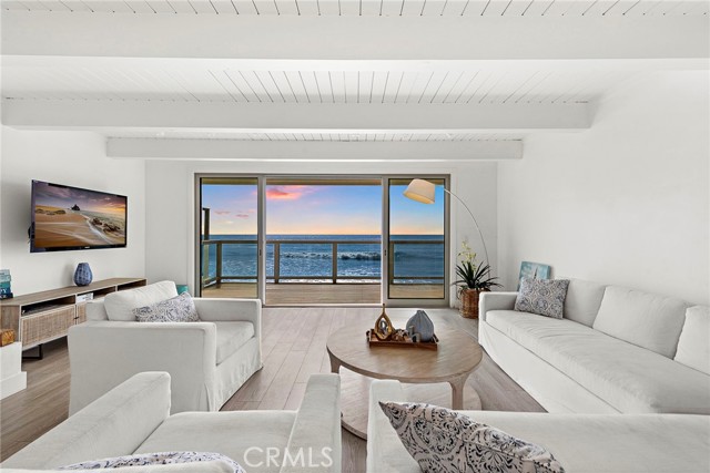 Detail Gallery Image 18 of 67 For 11770 Pacific Coast #N,  Malibu,  CA 90265 - 3 Beds | 3/1 Baths