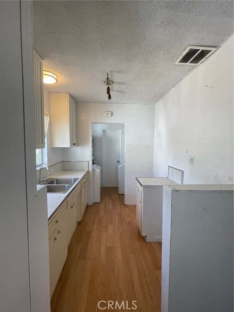 Detail Gallery Image 3 of 11 For 128 N Gage Ave #1/2,  Los Angeles,  CA 90063 - 1 Beds | 1 Baths