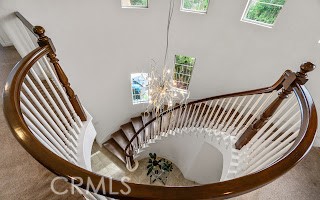 https://media.crmls.org/medias/9e967cf6-729c-496e-964b-7e7acec486d6.jpg?preset=X-Large