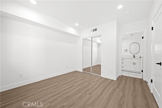 Detail Gallery Image 31 of 35 For 6700 Kester Ave, Van Nuys,  CA 91405 - 5 Beds | 4 Baths