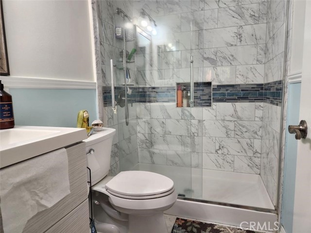 Detail Gallery Image 9 of 14 For 10161 Larwin Ave #1,  Chatsworth,  CA 91311 - 3 Beds | 2 Baths