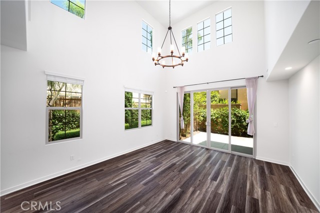 102 Anthology, Irvine CA: https://media.crmls.org/medias/9e9770d3-3f1b-4e87-ac85-95f49d9ff7af.jpg
