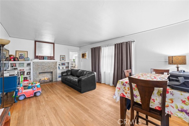 Detail Gallery Image 4 of 27 For 27116 Pacific, Highland,  CA 92346 - 2 Beds | 1 Baths