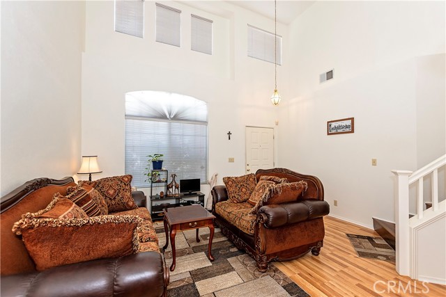 44250 62nd W Street, Lancaster CA: https://media.crmls.org/medias/9e982584-275d-41ca-b8f0-c365ae396dfc.jpg