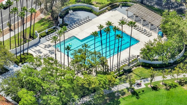 33 Segada, Rancho Santa Margarita CA: https://media.crmls.org/medias/9e98dfa5-2b82-4f41-8d17-6b69055115ab.jpg