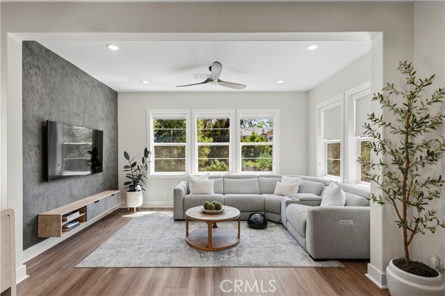 Image 10 of 31 For 440 Riverbend