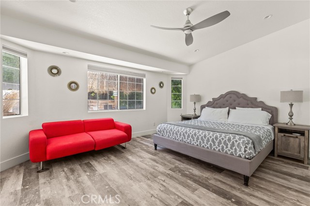 Image 15 of 31 For 68805 Panorama Road