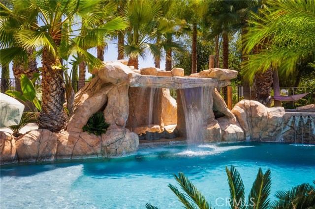 Image 48 of 75 For 30550 Stein Way