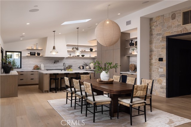 Detail Gallery Image 19 of 50 For 1524 Dolphin Ter, Corona Del Mar,  CA 92625 - 3 Beds | 3/1 Baths