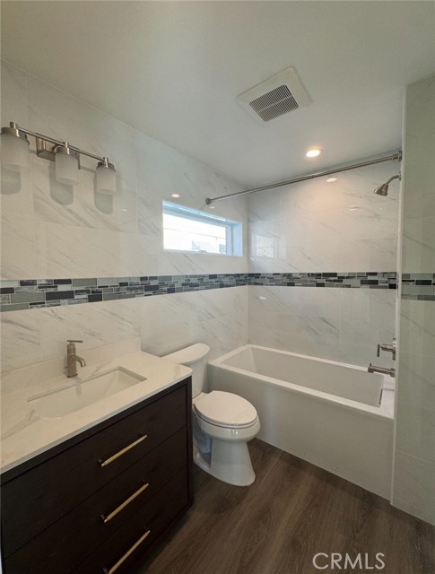 Detail Gallery Image 7 of 17 For 1319 Amapola Ave, Torrance,  CA 90501 - 2 Beds | 2 Baths