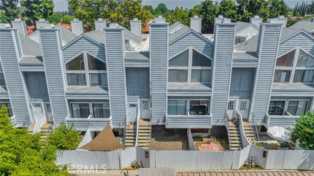 Detail Gallery Image 31 of 33 For 5835 Etiwanda Ave, Tarzana,  CA 91356 - 2 Beds | 2/1 Baths