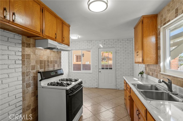Detail Gallery Image 12 of 30 For 14829 Gagely Dr, La Mirada,  CA 90638 - 3 Beds | 2 Baths