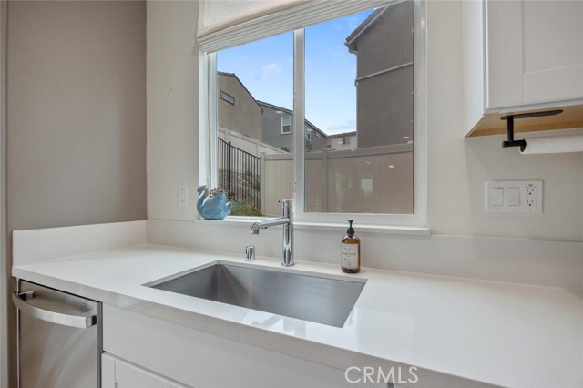 18147 Jupiter Lane, Saugus CA: https://media.crmls.org/medias/9e9b0ede-dd37-4d59-80fe-55975bc33ead.jpg