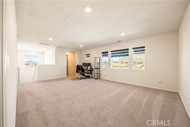 Detail Gallery Image 14 of 31 For 28480 Cosmos Dr, Winchester,  CA 92596 - 4 Beds | 3 Baths