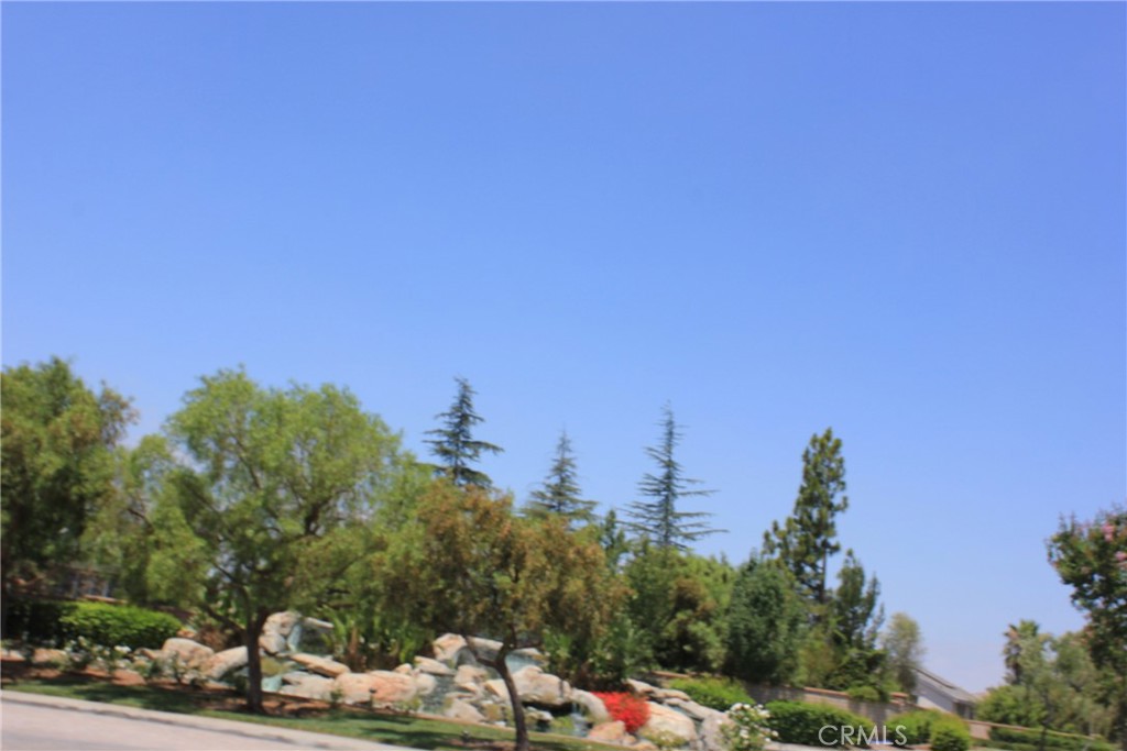https://media.crmls.org/medias/9e9e301e-6f99-4f89-9040-fdfb8699dc94.jpg?preset=X-Large