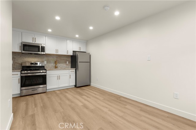 8759 Snowden Ave. photo 33
