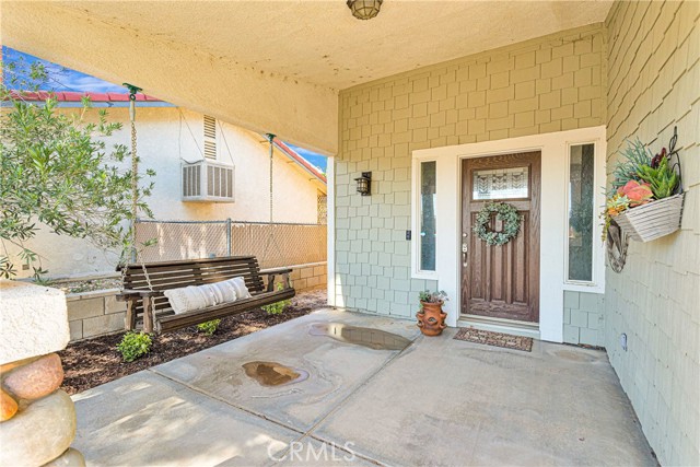 Detail Gallery Image 4 of 50 For 26534 Topsail Ln, Helendale,  CA 92342 - 3 Beds | 2 Baths