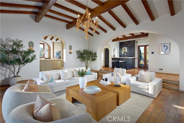 Detail Gallery Image 3 of 42 For 1302 Skyline Dr, Laguna Beach,  CA 92651 - 4 Beds | 4/1 Baths