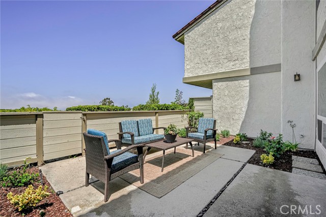 54 Cresta Verde Drive, Rolling Hills Estates CA: https://media.crmls.org/medias/9e9fc8ac-ecb4-4d51-bdb8-2982e05f6527.jpg
