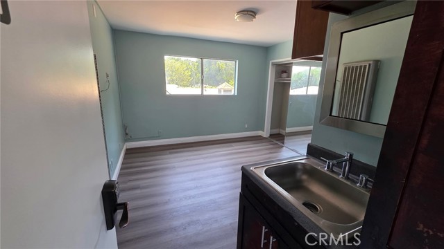 11412 Venice Boulevard, Los Angeles CA: https://media.crmls.org/medias/9ea0265e-9bac-4e9f-a4a6-c4455238981b.jpg