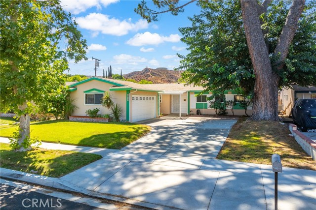 Detail Gallery Image 1 of 1 For 22536 Paraguay Dr, Saugus,  CA 91350 - 4 Beds | 2 Baths