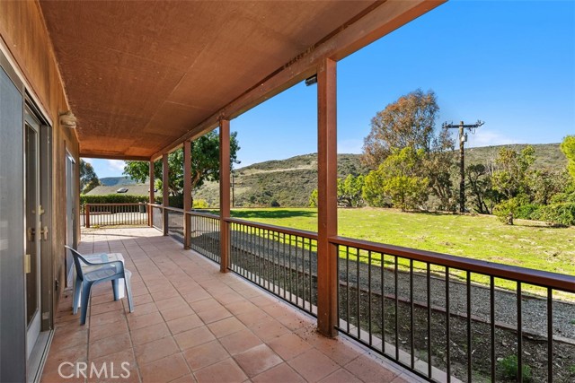 Detail Gallery Image 36 of 49 For 4 Castle Rock Way, Laguna Beach,  CA 92651 - 5 Beds | 4/1 Baths