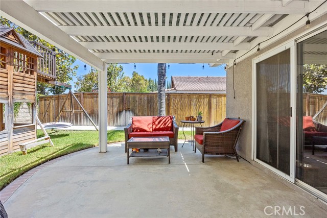 Detail Gallery Image 27 of 31 For 943 Miraflores Dr, Corona,  CA 92882 - 3 Beds | 2/1 Baths