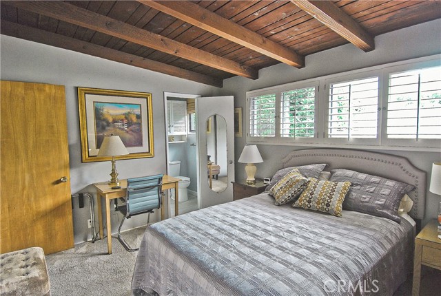 Detail Gallery Image 10 of 20 For 545 1st St #B,  Manhattan Beach,  CA 90266 - 1 Beds | 1 Baths