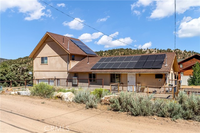 Detail Gallery Image 9 of 56 For 46076 Rustic Canyon Rd, Big Bear City,  CA 92314 - 3 Beds | 2 Baths