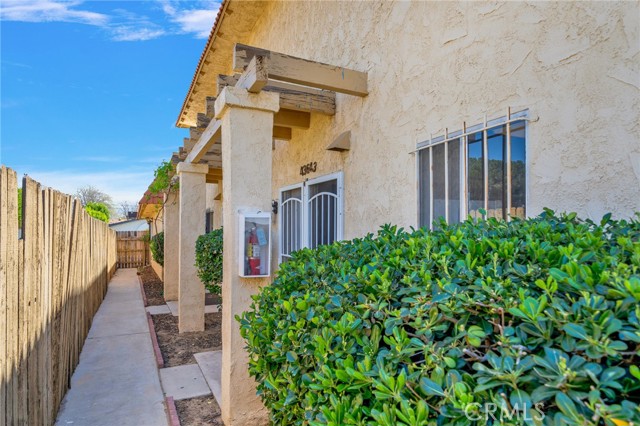 Detail Gallery Image 1 of 21 For 43643 Stanridge Ave, Lancaster,  CA 93535 - 2 Beds | 2 Baths