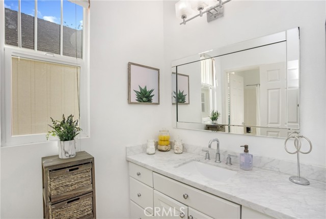 Image 23 of 42 For 36 Rinehart  