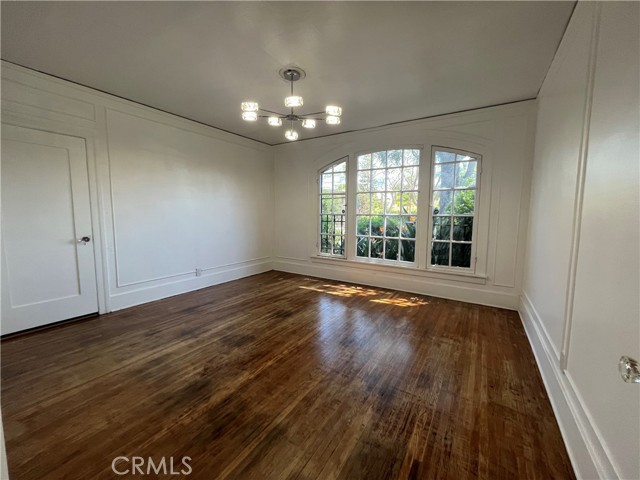 Detail Gallery Image 10 of 21 For 624 N Roxbury Dr, Beverly Hills,  CA 90210 - 4 Beds | 4 Baths