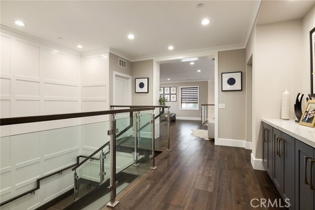 4901 Orleans Drive, Huntington Beach CA: https://media.crmls.org/medias/9ea5a59c-08e1-420c-aa1e-e10f46a216f6.jpg