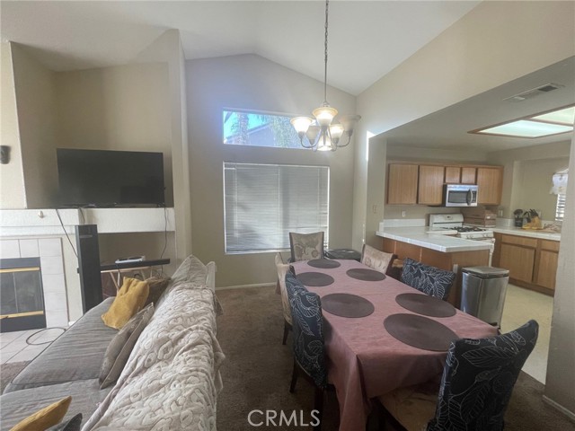 Detail Gallery Image 5 of 15 For 25625 Pacato, Moreno Valley,  CA 92551 - 3 Beds | 2 Baths