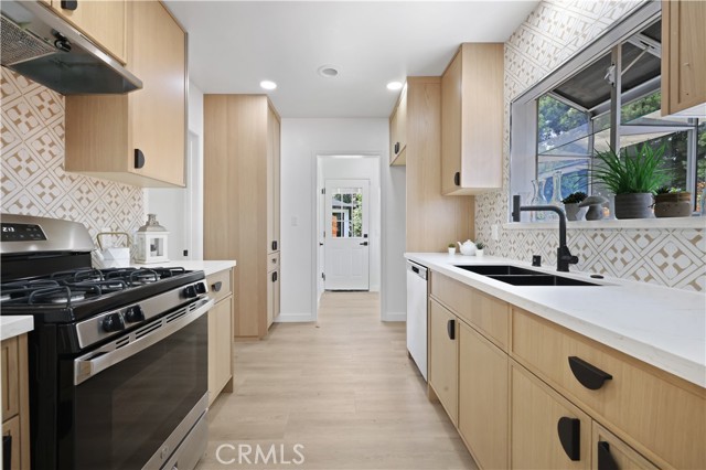 3565 Lashbrook Ave, Rosemead CA: https://media.crmls.org/medias/9ea68c26-4b9f-4358-90ab-03fa865f87f3.jpg