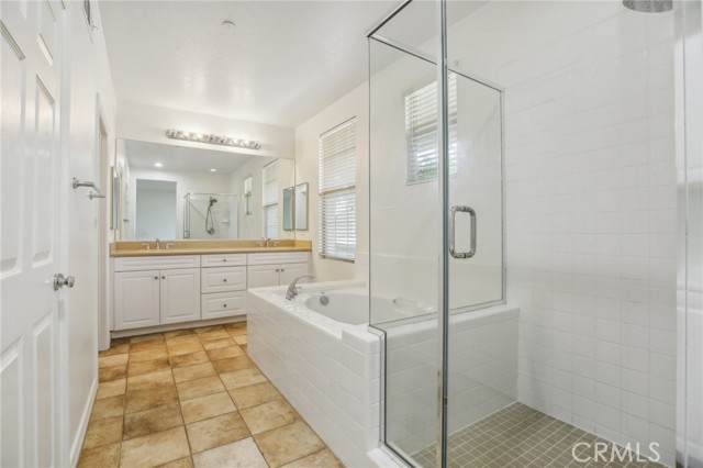 Detail Gallery Image 23 of 29 For 99 Long Meadow #76,  Irvine,  CA 92620 - 2 Beds | 2 Baths