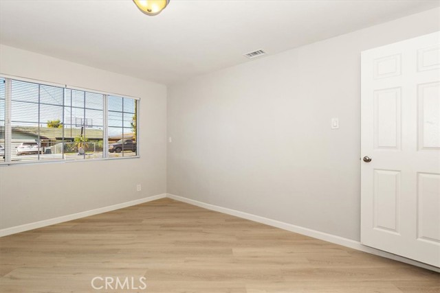 1318 Malachite Avenue, Mentone CA: https://media.crmls.org/medias/9ea72ffa-ffb1-40b8-a449-bac1b19c1523.jpg