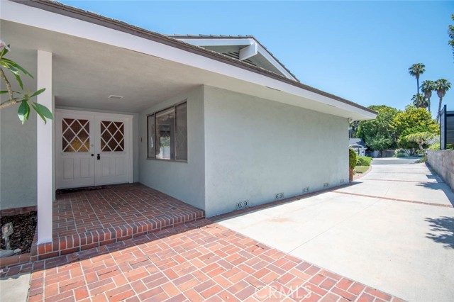 11 Sunnyfield, Rolling Hills Estates, California 90274, 4 Bedrooms Bedrooms, ,2 BathroomsBathrooms,Residential,Sold,Sunnyfield,PV22127570
