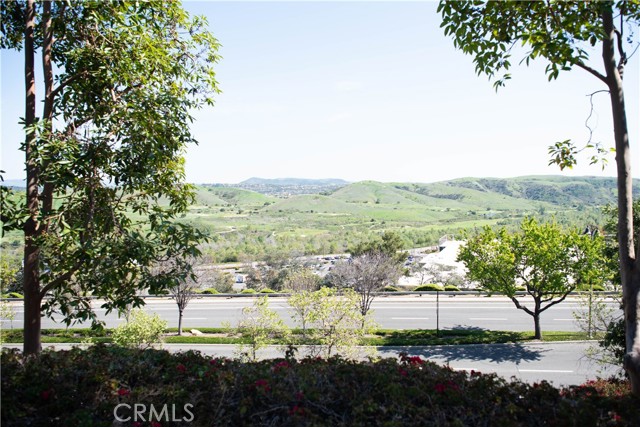 27872 Aberdeen, Mission Viejo CA: https://media.crmls.org/medias/9ea91b90-ab94-4b51-8771-426eff0e6fbb.jpg