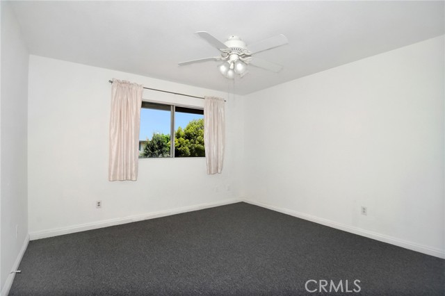 Detail Gallery Image 15 of 20 For 18931 Kittridge St #73,  Reseda,  CA 91335 - 3 Beds | 2 Baths