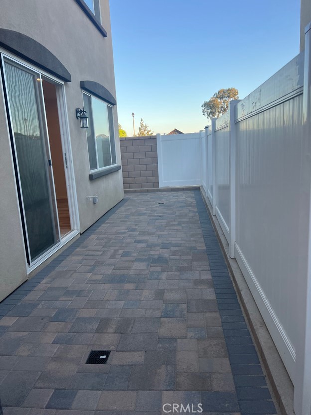 648 E Madeleine Privado, Ontario CA: https://media.crmls.org/medias/9eaa0b94-eff5-437c-849a-7815870c22af.jpg