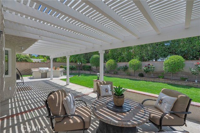 21212 Valleyview Drive, Walnut CA: https://media.crmls.org/medias/9eaa41ff-b208-4d63-bd2a-4448e48355a5.jpg