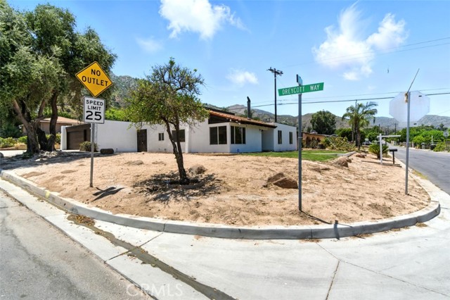 15195 Laguna Avenue, Lake Elsinore CA: https://media.crmls.org/medias/9eaab709-79f9-40e3-9f16-2d07919db44d.jpg